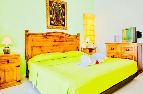 Deluxe Budget Balcony Room With Swimming Pool Air Conditioning and Parking Bed and Breakfast in Playa del Carmen