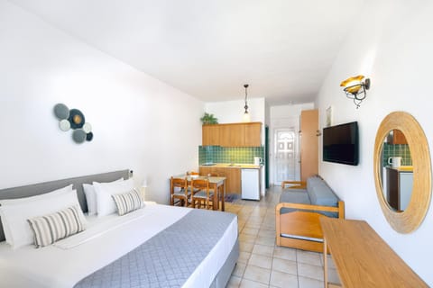 Kitchen or kitchenette, Photo of the whole room