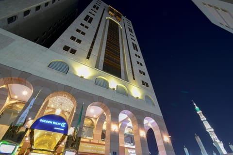 Golden Tulip Al-Zahabi Hotel in Medina