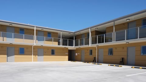 Property building, Balcony/Terrace