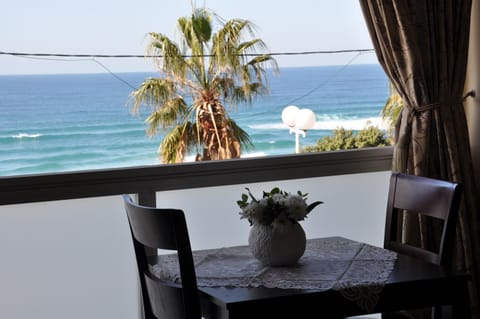 Day, Dining area, Sea view