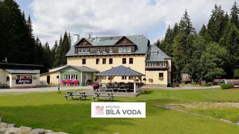 Penzion Bílá voda Chambre d’hôte in Lower Silesian Voivodeship