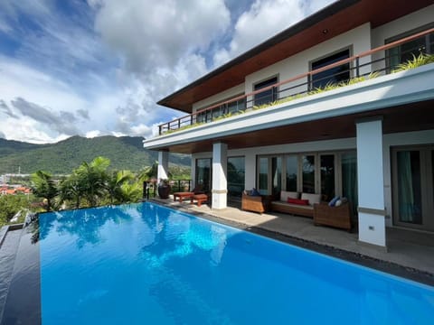 Villa Tantawan Resort - Private Pool Villas Resort in Kamala