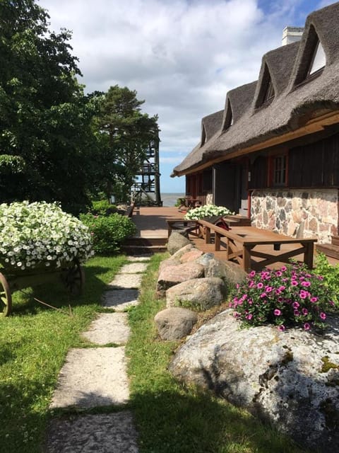 Tuulingu Guest House at Matsalu National Park Bed and Breakfast in Estonia