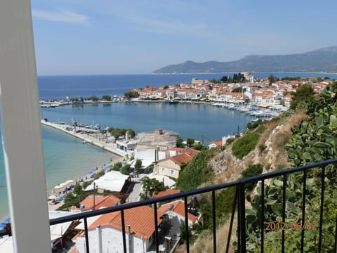 City view, Mountain view, Sea view