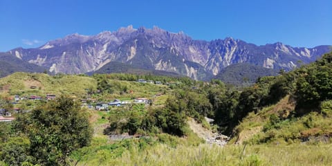 Natural landscape, View (from property/room), Landmark view, Mountain view