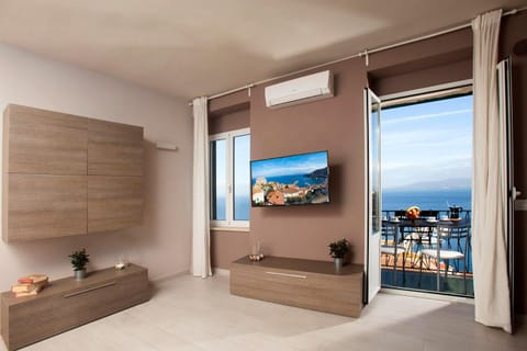 La Casa Al Mare Condo in Porto Santo Stefano