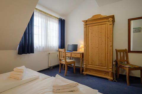 Hotel ZUM ENGEL in Speyer - Römerberg Hotel in Speyer