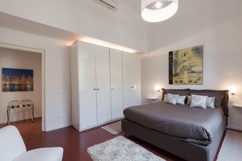 MediciApt - Old Bridge House in Florence