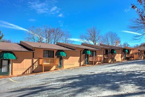 Cedar Village Condominiums Appart-hôtel in Beech Mountain