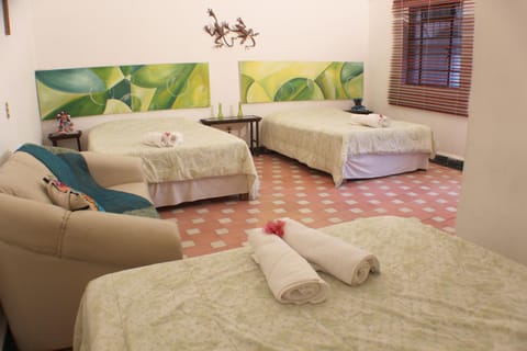 Casa Madero Rooms Bed and Breakfast in Cuernavaca