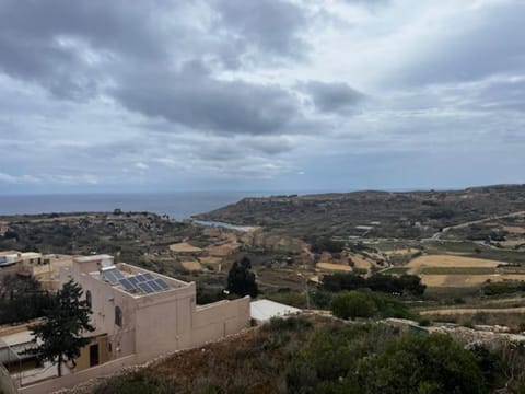 Spacious, Bright, Valley & Sea View Maisonette Condominio in Malta