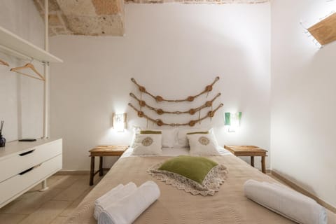 Eremo Guest House-Housea Travel Bed and Breakfast in Polignano a Mare