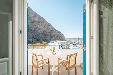 Balcony/Terrace, Mountain view, Sea view