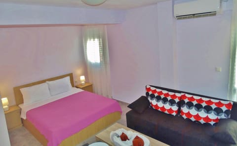 Ismini Cozy Rooms Apartment in Kavala