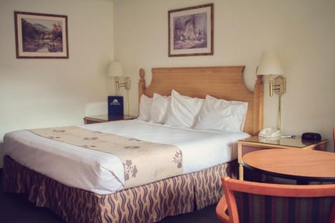 Americas Best Value Inn - Pendleton Motel in Pendleton