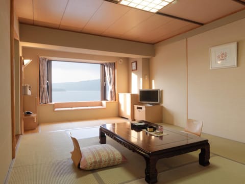 Akan No Mori Tsuruga Resort Hanayuuka Ryokan in Hokkaido Prefecture