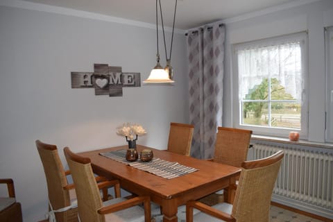 Kitchen or kitchenette, Dining area, Inner courtyard view