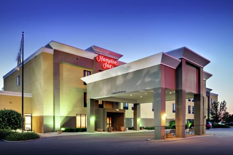 Hampton Inn Ottawa - Starved Rock Area | Ottawa | VacationRenter