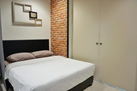 PM Octagon Ipoh Suites & Apartment 3 Condo in Ipoh