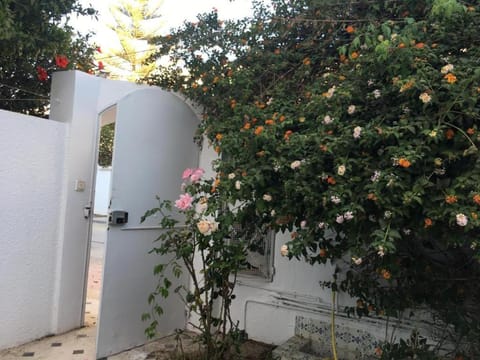 Maison Avec terrasse Garage House in Tunis Governorate, Tunisia