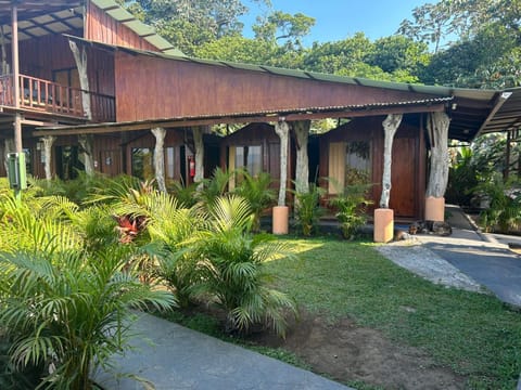 Casa Torre Eco- Lodge Albergue natural in Alajuela Province