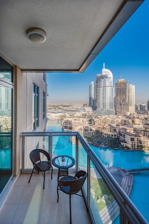 One Bedroom Apartment Dubai Fountain & Old Town View by Auberge Condo in Dubai