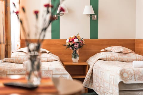 Amicus Żoliborz Bed and Breakfast in Warsaw