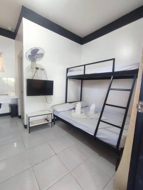 Prince Transient house Bed and Breakfast in MIMAROPA