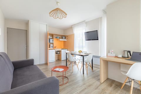 Appart’City Confort Tours Apartment hotel in Joué-lès-Tours