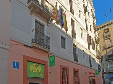 Hostal Radio Barcelona Chambre d’hôte in Barcelona