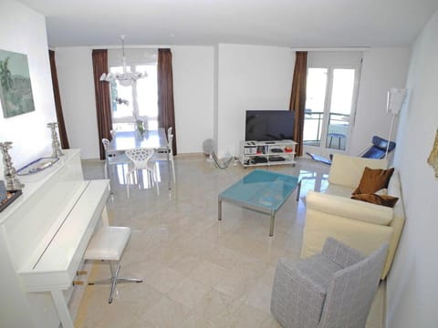 Casa Robinia App 4000 Apartment in Ascona