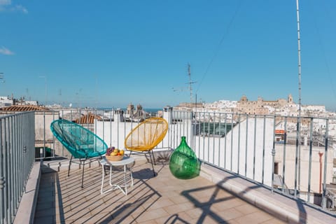 Balcony/Terrace, City view