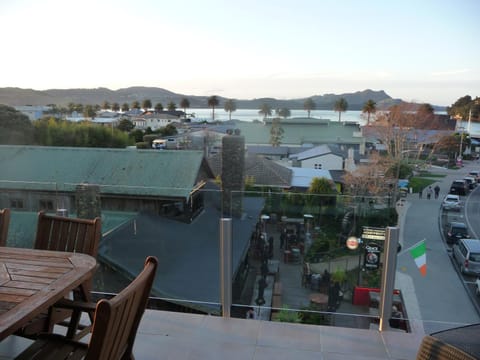 Esplanade Apartments Apartment hotel in Whitianga