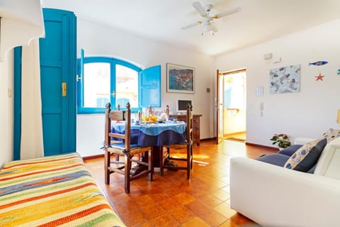 Casa Azul Condo in Naxos