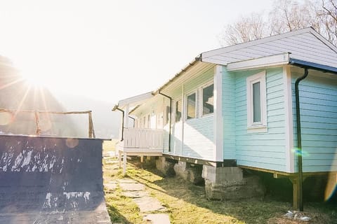 Trolltunga/Folgefonna Camp house House in Vestland