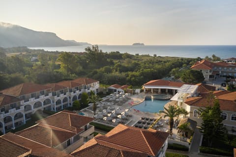 Property building, Bird's eye view, Beach, Pool view