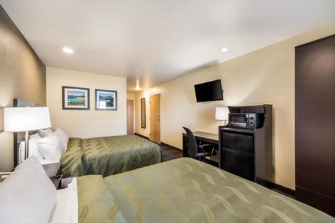 Quality Inn & Suites near NAS Fallon Hotel in Fallon