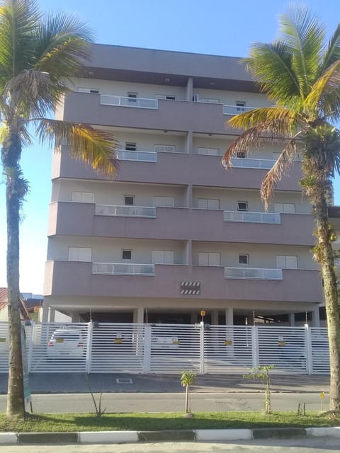 Apartamento 3 quartos próximo a Praia Grande com ar condicionado Eigentumswohnung in Ubatuba