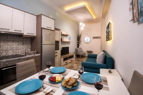 Kitchen or kitchenette, Living room, Dining area