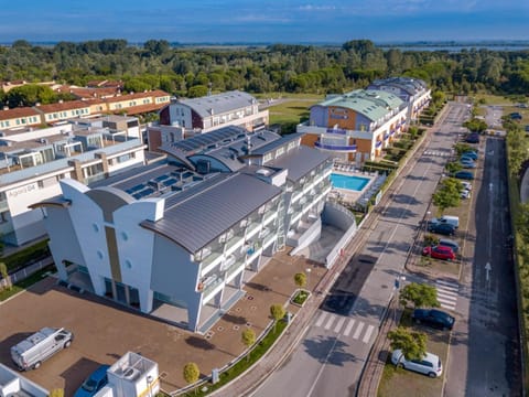 Property building, Bird's eye view, View (from property/room), Other, Street view