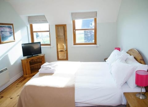 TV and multimedia, Bedroom