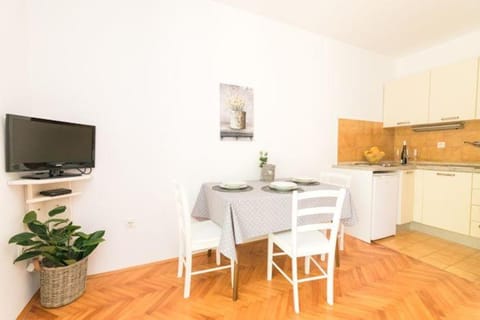 Apartments Seric Condominio in Vrboska