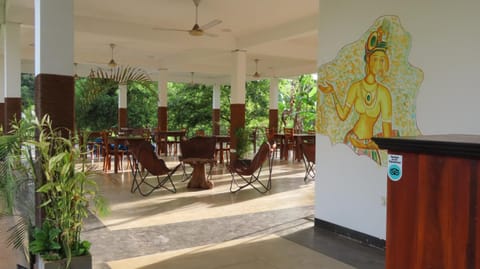 Into The Wild Sigiriya Hotel in Dambulla