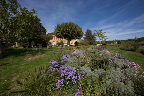 Property building, Garden