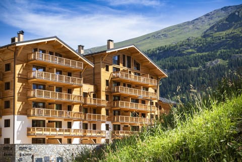 Property building, Natural landscape, Mountain view