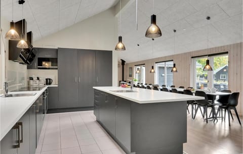 Beautiful Home In Frederiksvrk With Kitchen House in Zealand