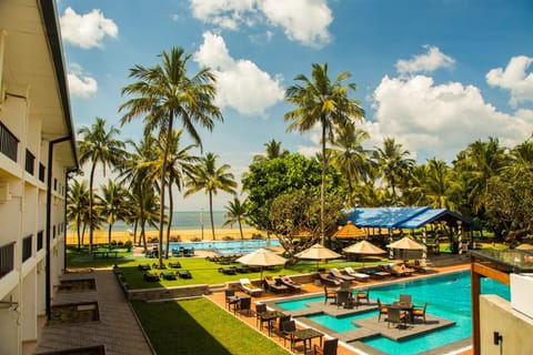 Camelot Beach Hotel Hotel in Negombo