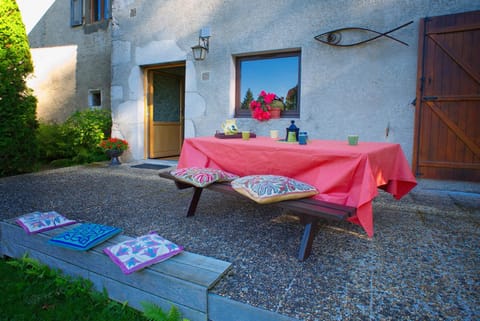 Angel Services - La Bergerie House in Talloires