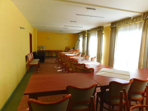 Banquet/Function facilities